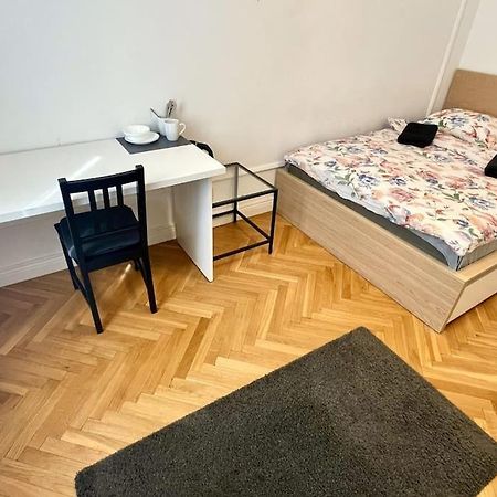 Fantastic Waw - Kp69 Room D Warszawa Eksteriør billede