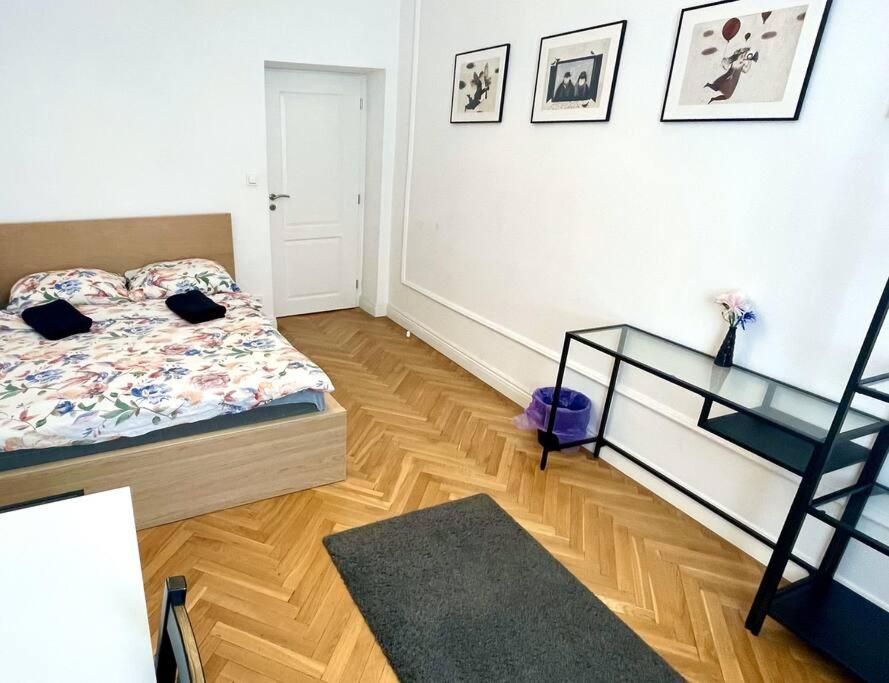 Fantastic Waw - Kp69 Room D Warszawa Eksteriør billede